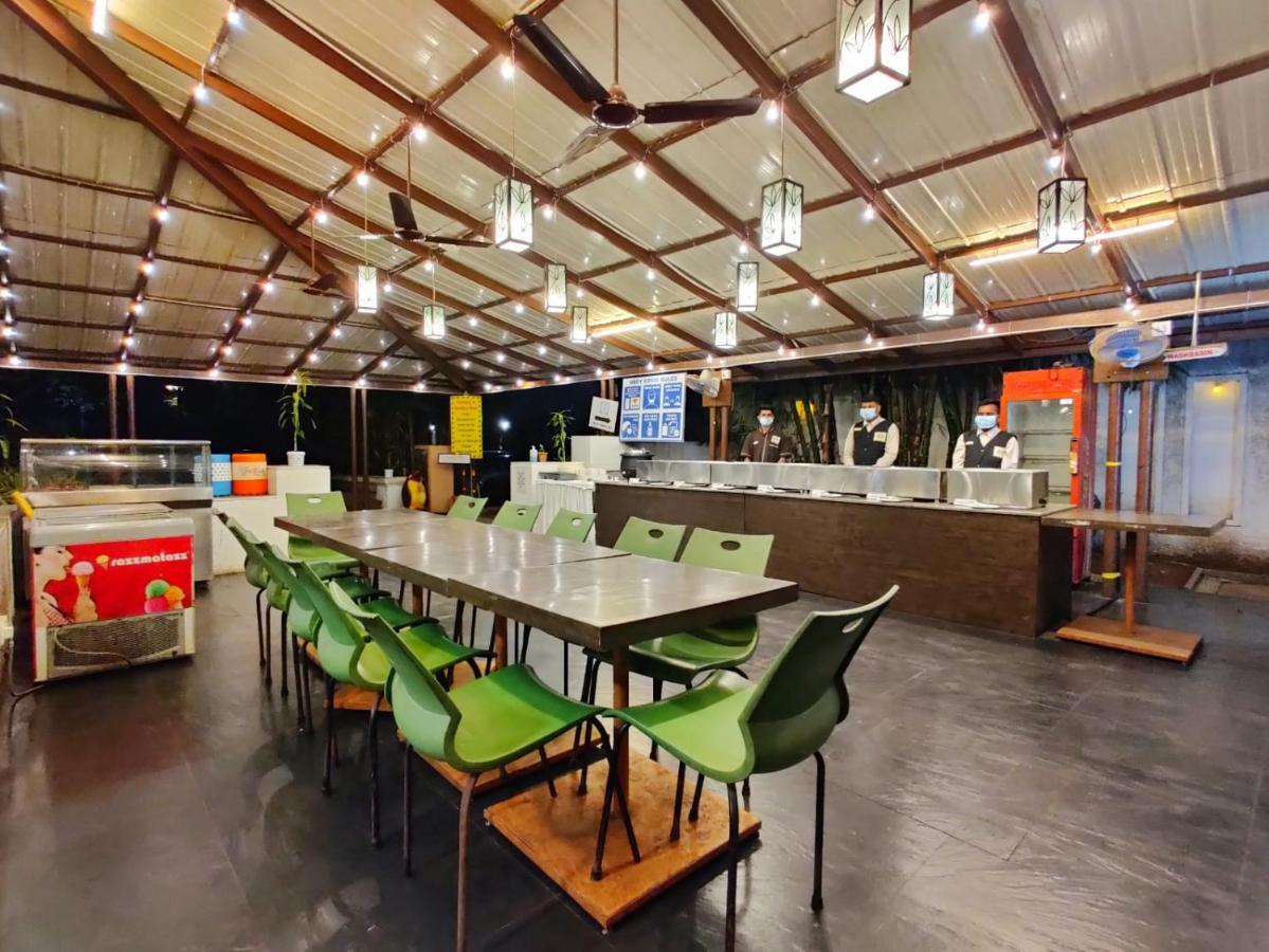 Hotel Ashwin Igatpuri, Pure Veg & Jain Food Dış mekan fotoğraf