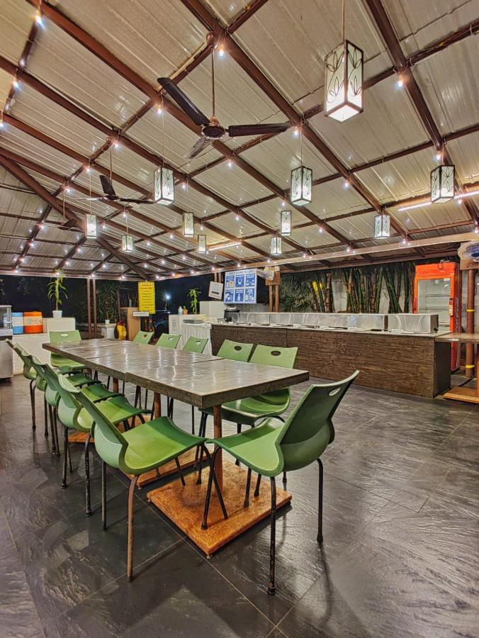 Hotel Ashwin Igatpuri, Pure Veg & Jain Food Dış mekan fotoğraf