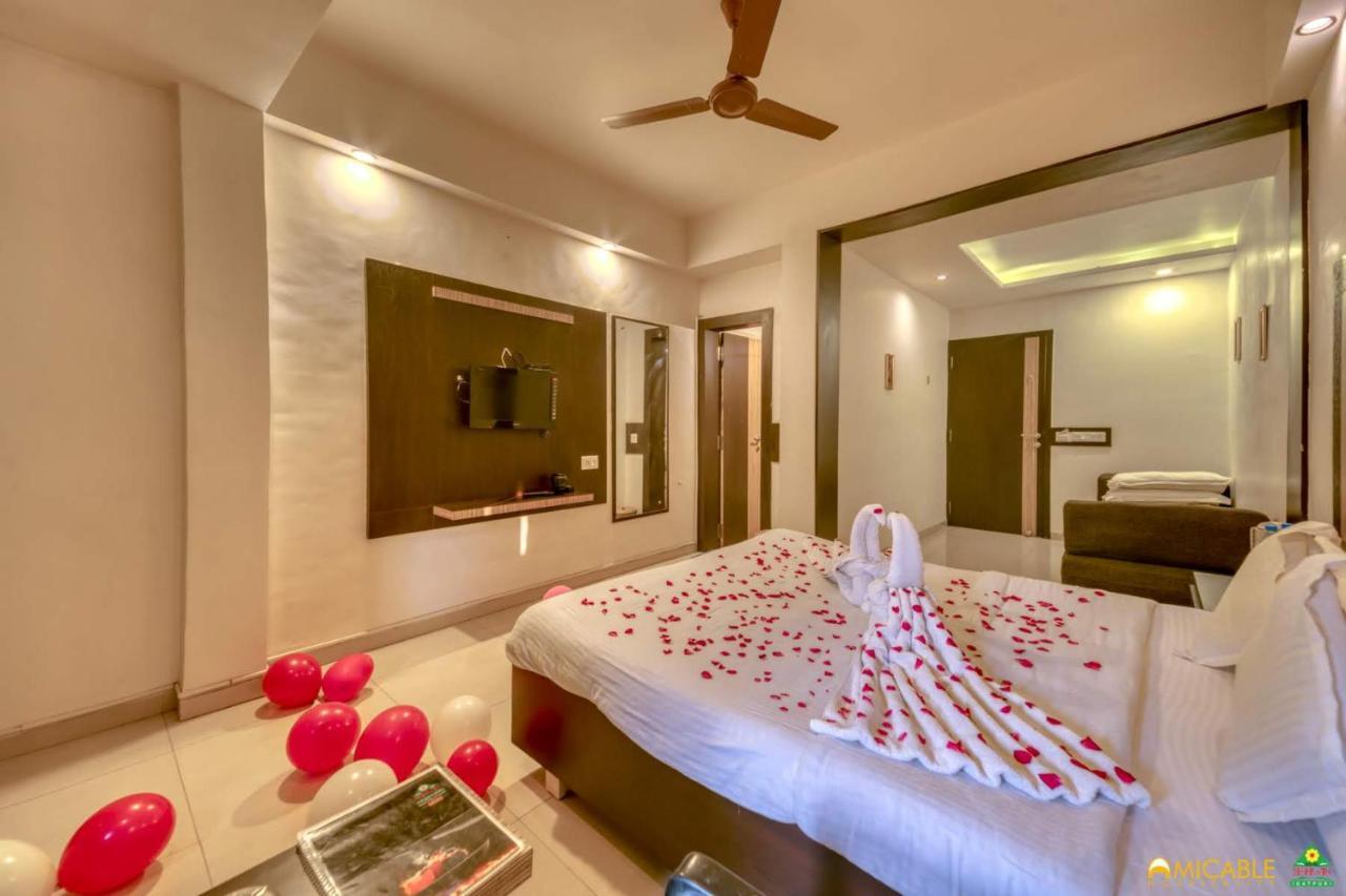 Hotel Ashwin Igatpuri, Pure Veg & Jain Food Dış mekan fotoğraf
