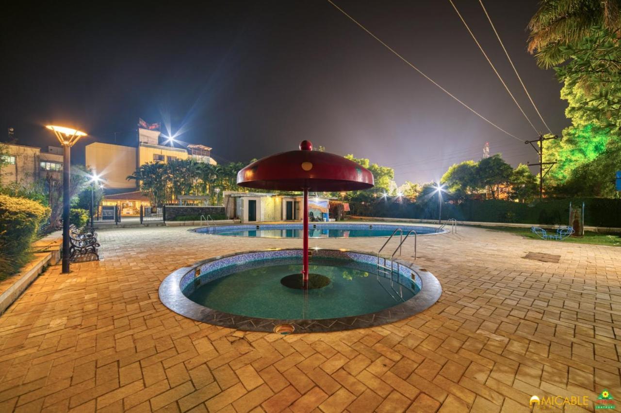 Hotel Ashwin Igatpuri, Pure Veg & Jain Food Dış mekan fotoğraf
