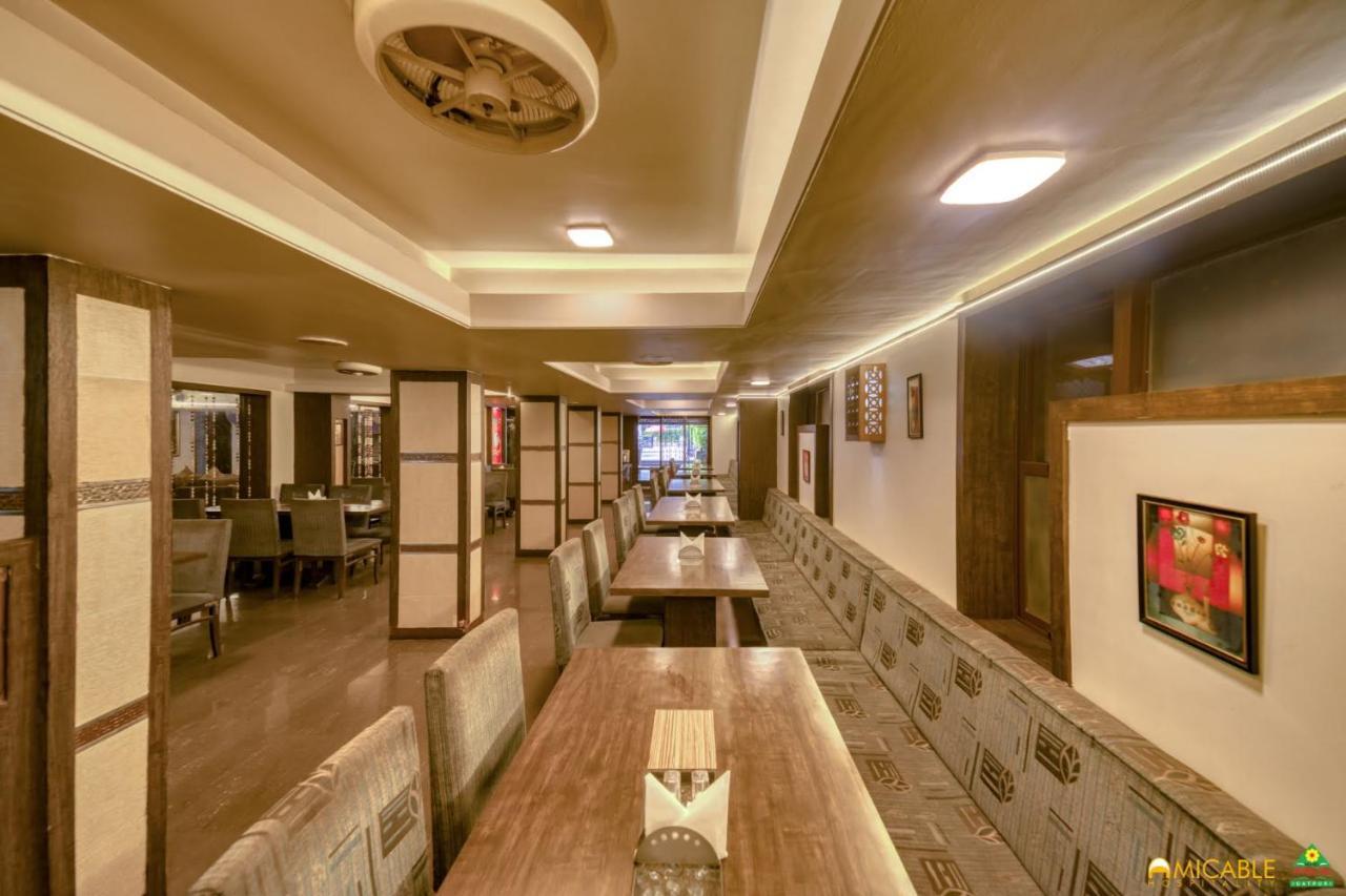 Hotel Ashwin Igatpuri, Pure Veg & Jain Food Dış mekan fotoğraf