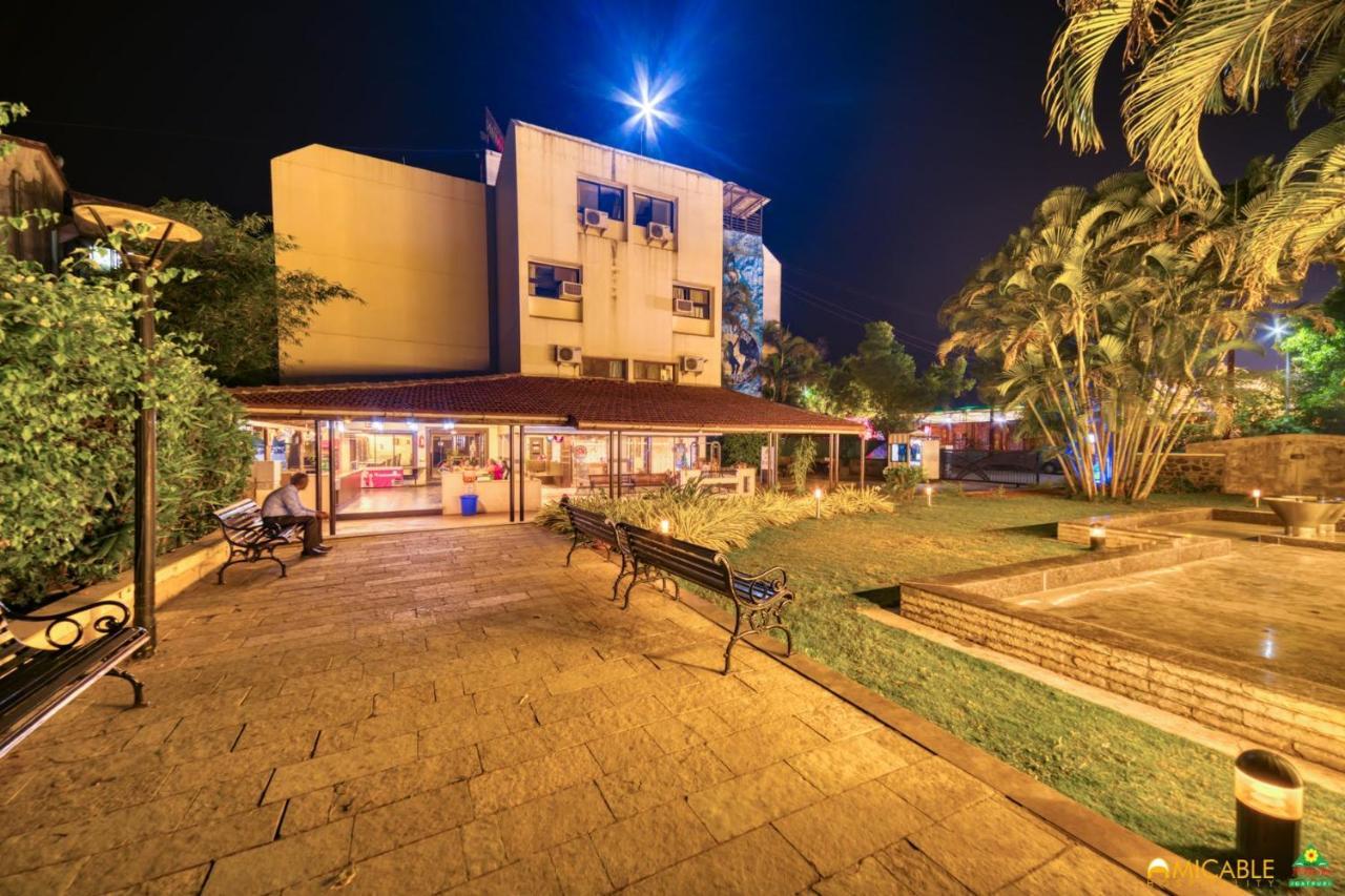 Hotel Ashwin Igatpuri, Pure Veg & Jain Food Dış mekan fotoğraf